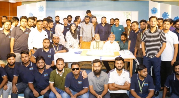 মানারাতে সান্ধ্যকালীন প্রোগ্রামের বিদায় সংবর্ধনা